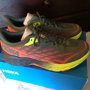 HOKA M Speedgoat 5 🔥🏃🏻‍♂️👟 Size 11